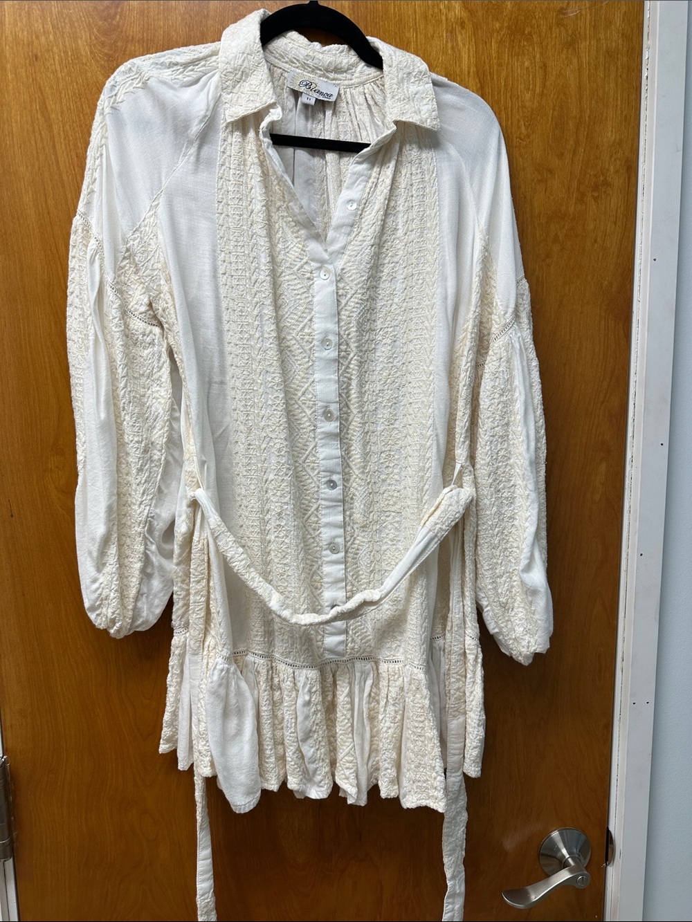 Bianca Paris Cream embroidered minidress  Self-Tie Waist Sz S
